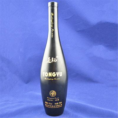 Botella de vidrio de licor blanco de 750 ml en forma de cohete para bebidas y bebidas