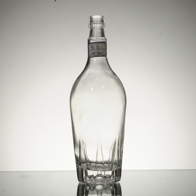 Los fabricantes de botellas ofrecen botellas de vidrio de whisky de 750 ml con material de vidrio de súper sílex