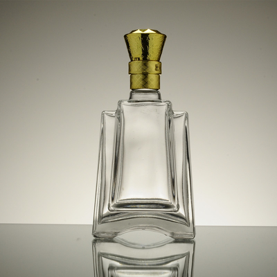 Manejo de la superficie de la helada Botella de vidrio cuadrada francesa con 700 ml 500 ml / 250 ml Capacidad