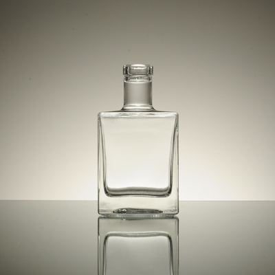 Manejo de la superficie de la helada Botella de vidrio cuadrada francesa con 700 ml 500 ml / 250 ml Capacidad