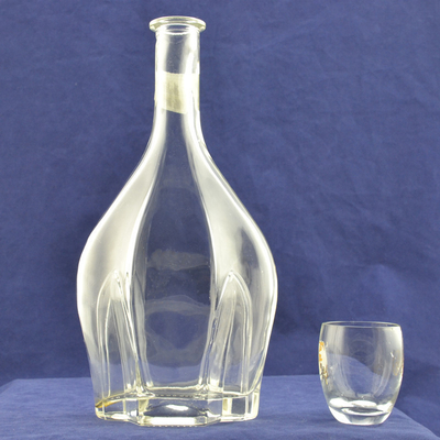 Botellas de vidrio de súper sílex con certificación ISO14001 para la fabricación de XO/brandy/whisky/vodka