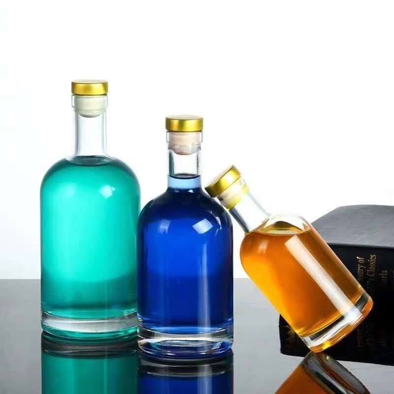 Botellas de vidrio vacías transparentes de 375 ml, 500 ml, 700 ml, 750 ml y 1000 ml para bebidas alcohólicas