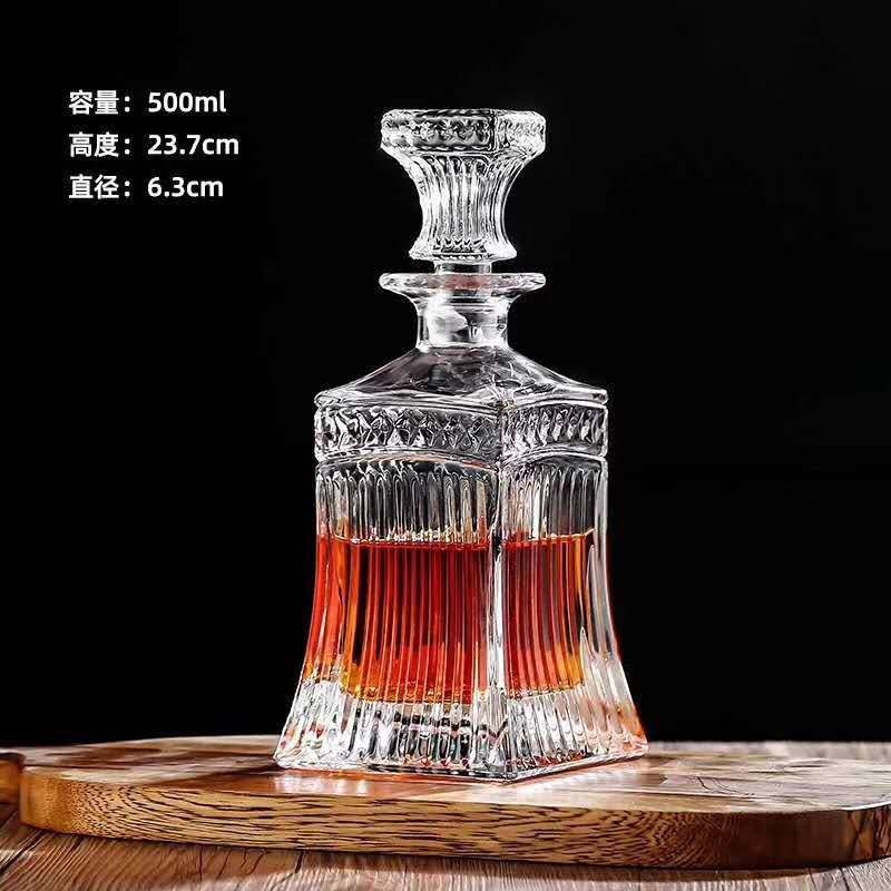 500 ml/650 ml/700 ml/800 ml Decantador de cristal blanco de vidrio para el vino de vodka de brandy de primera calidad
