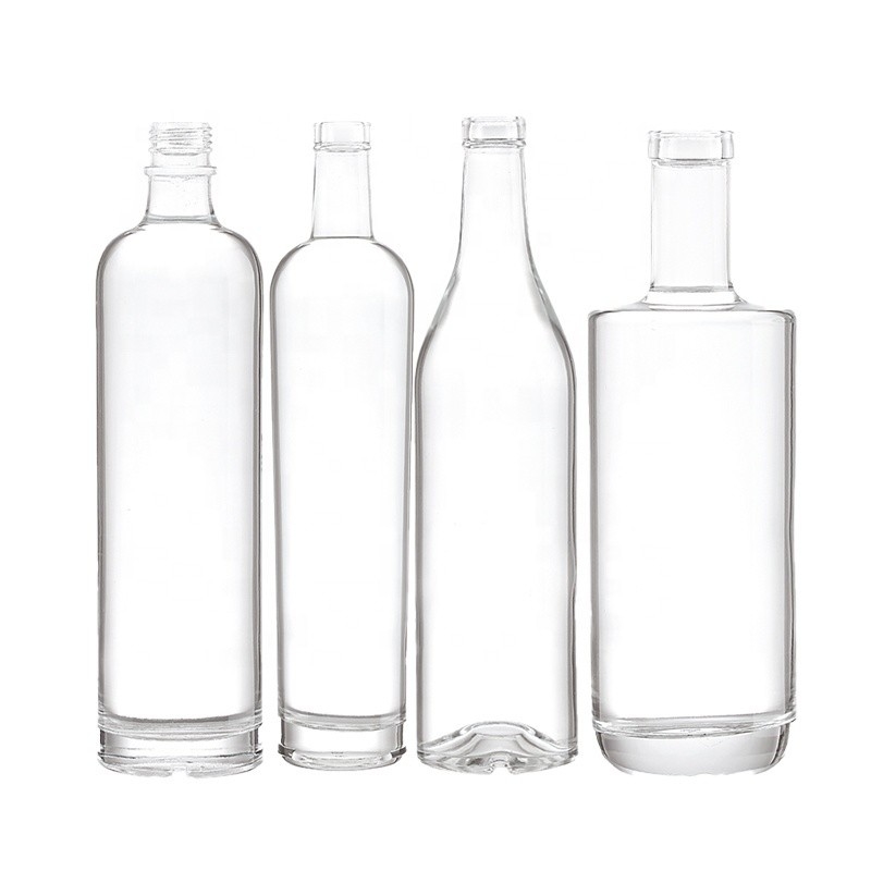 Botellas de licor de vidrio de 750 ml aceptables OEM / ODM para etiquetas metálicas Ron Whiskey Vodka