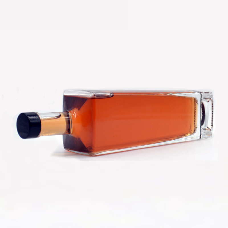 Whiskey Vodka Liquor 750ml Botella de vidrio cuadrada vacía con material de vidrio de súper sílex