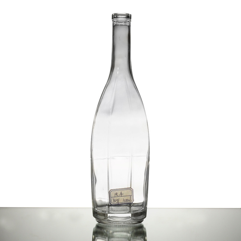 Material del cuello Material de vidrio Super Flint Botella de vidrio de 4.5L para vodka Gin Whiskey