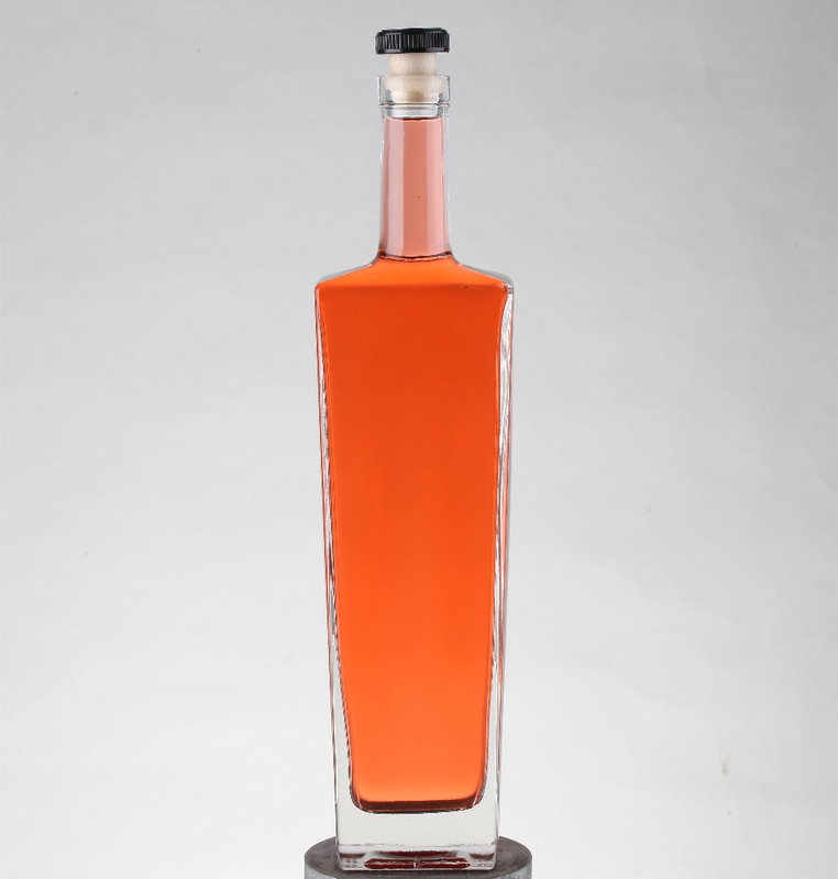 Estampado en caliente Manejo de la superficie Super Flint Gin de primera calidad Vodka 750ml Botella de vidrio cuadrada FOB